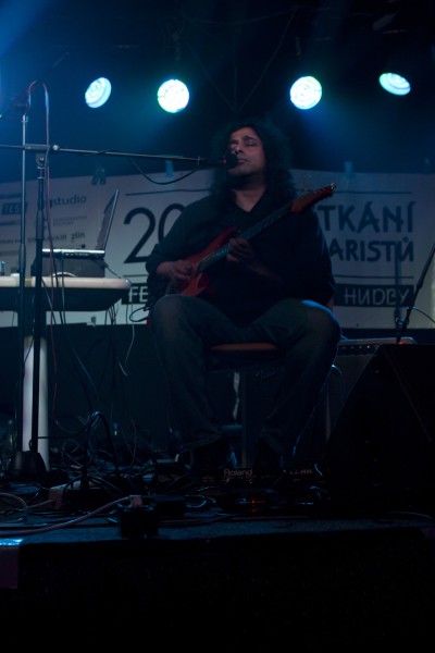 Amit Chatterjee & Tomáš Reindl
